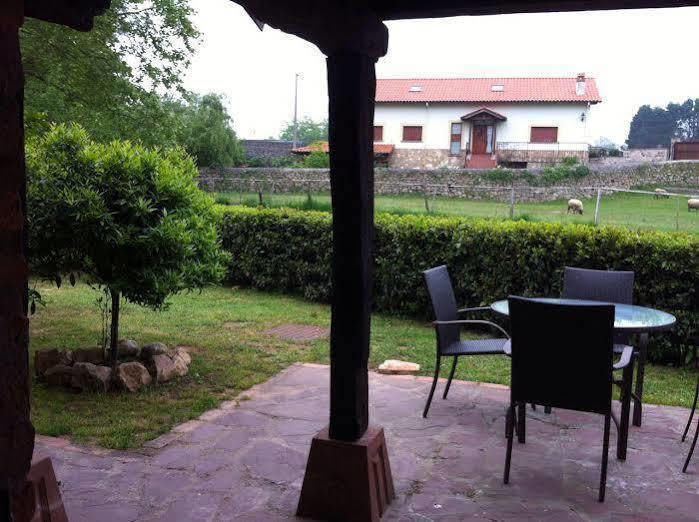 Trisileja En Puente Romano Toñanes Exteriör bild